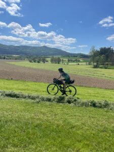 f4c6a3d9-b089-42ac-a590-8c884d75603c