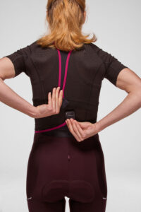 iris-fw24-escape-bib-tight-blackberry-062