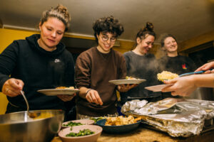 the-sleepover-by-iris-12